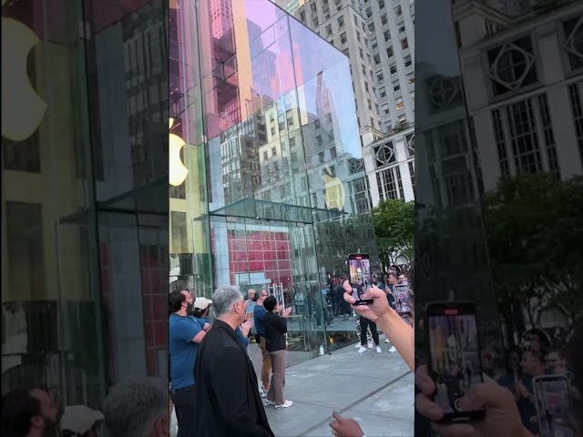 When Tim Cook surprised us in New York!