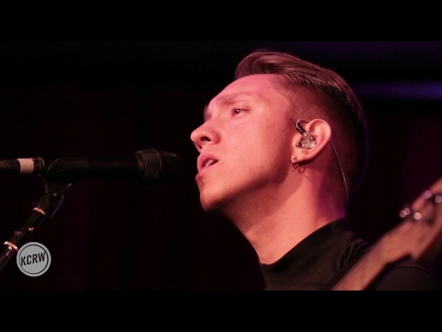The xx performing "I Dare You" Live on KCRW