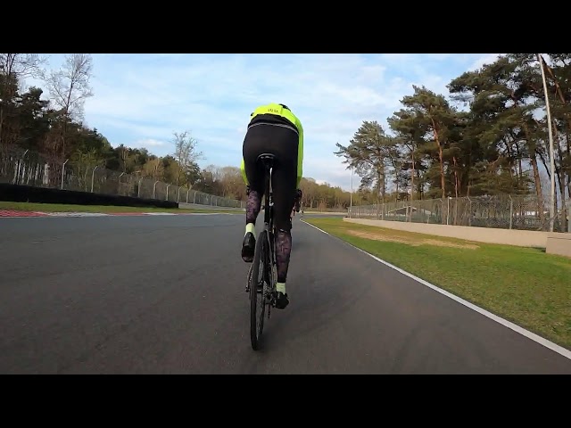 Cycling at Circuit Zonder | Test Stream