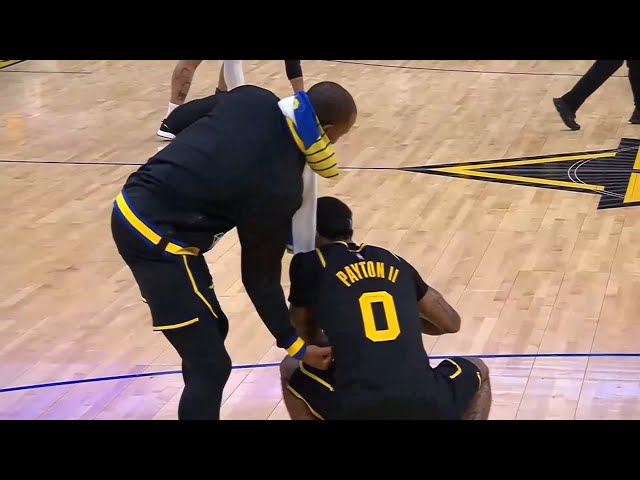 Andre Iguodala was Punching Gary Payton II after he did this 😂😂