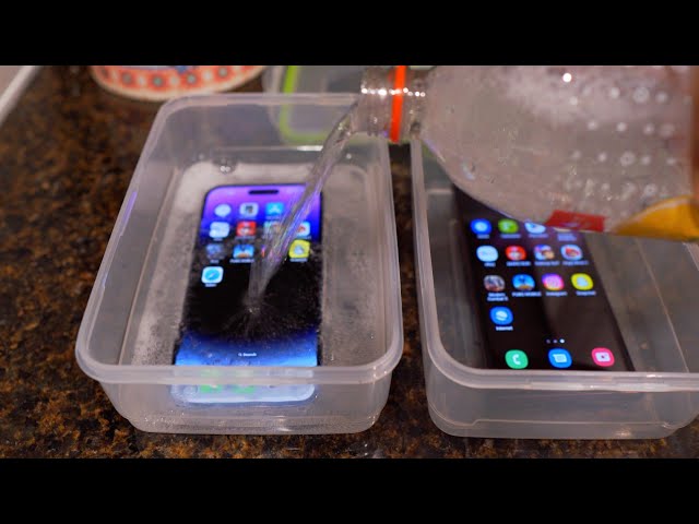iPhone 14 Pro Max vs Samsung Galaxy S22 Ultra - Sparkling Water FREEZE Test! What's Gonna Happen?!
