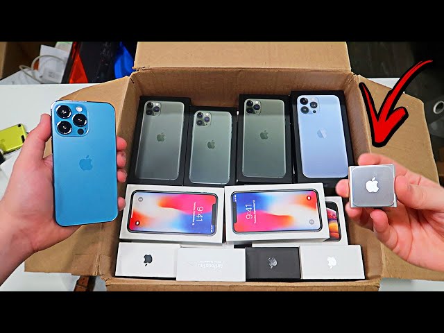 Dumpster diving Apple Store!! Found iPhone 13 pro! Apple Store Dumpster Dive Night!!