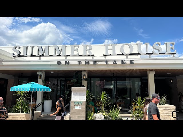 Eating at Summer House on the Lake Restaurant at Disney Springs | Great Pizza and Best Cookies