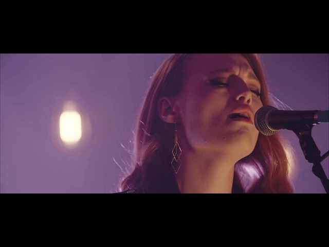 Freya Ridings - Unconditional (Live At St Pancras Old Church)