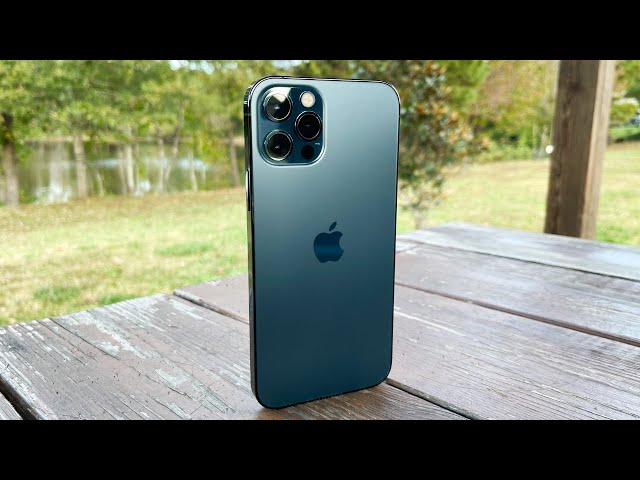 iPhone 12 Pro Review - The Good and The Bad (4K HDR)