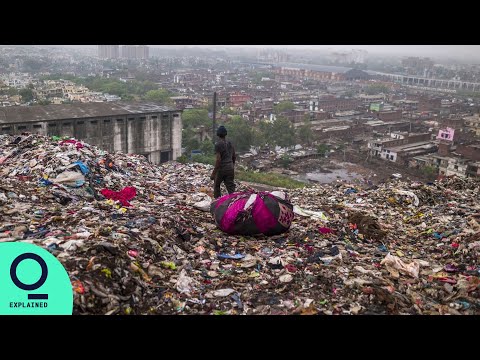 The Trash Mountains of South Asia That Threaten the Climate
