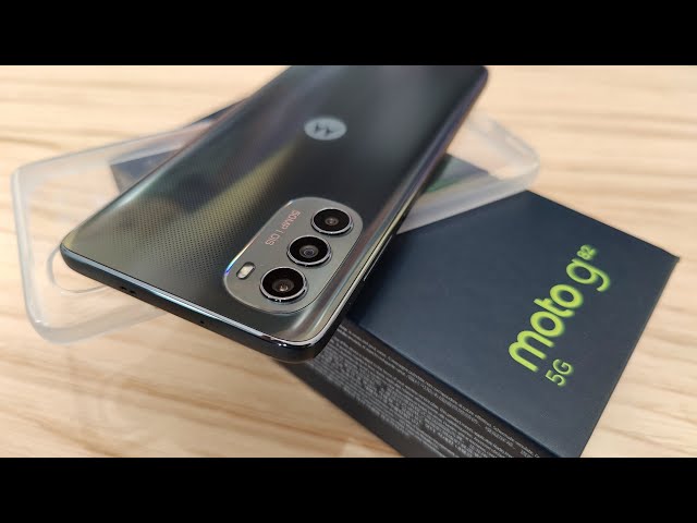 Motorola Moto G82 5G Unboxing (With OLED Display and Optical Stabilisation)
