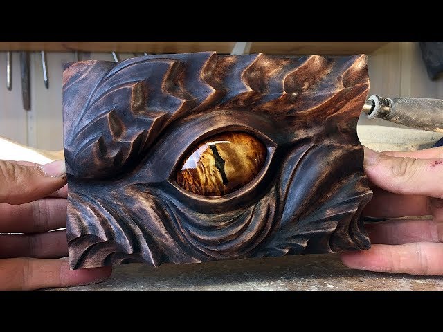 Smaugs Eye wood carving art project | A tribute to J.R.R Tolkien by Jonasolsenwoodcraft