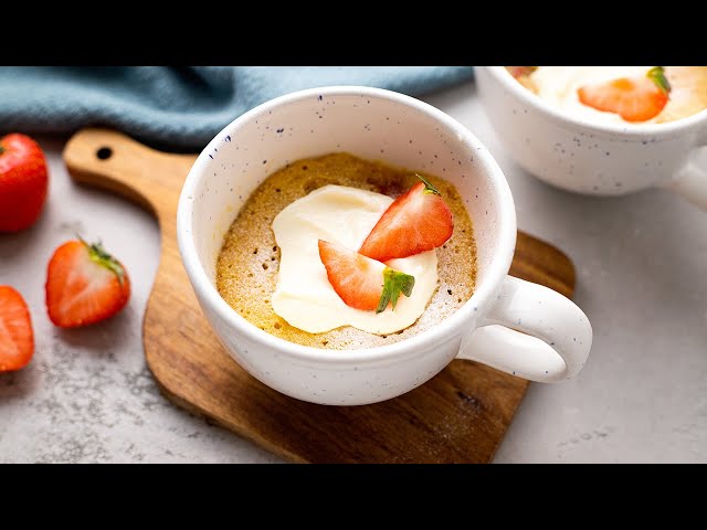 Keto Strawberry & Cream Mug Cake [5 Minute Recipe]