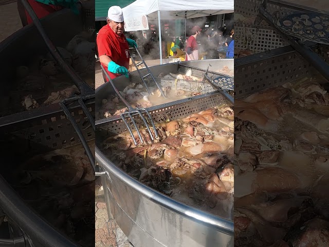 Cooking 1800 Kg of Beef. Italy Huge Street Food Festival