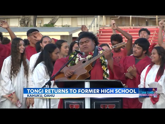 Iam Tongi visits former high school on Oahu, receives honorary diploma