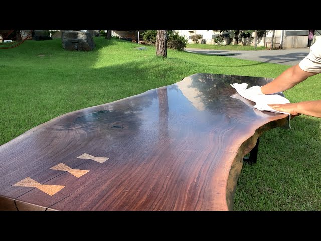 Making a Walnut Live Edge Slab Table / Woodworking