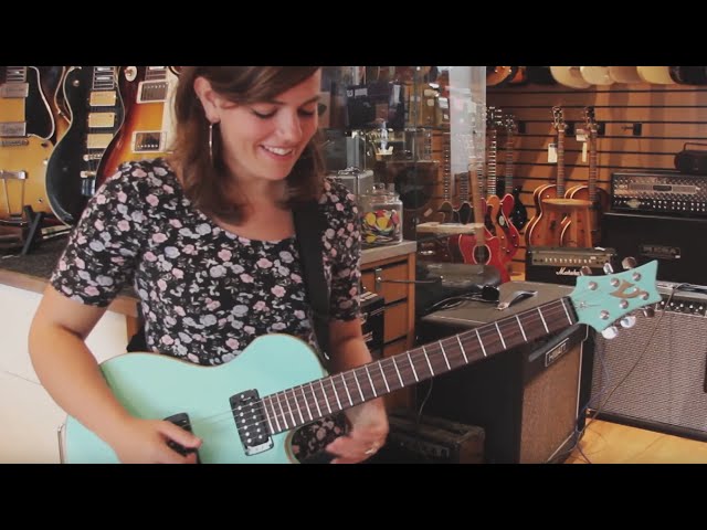 Standing Out in a Guitar Shop [Solo Guitar]