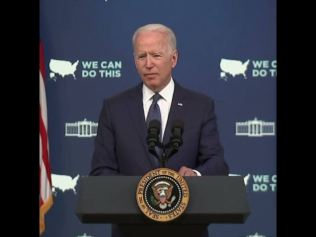 Biden is Asked This Incredibly Basic Question, STILL Reads from Notecard