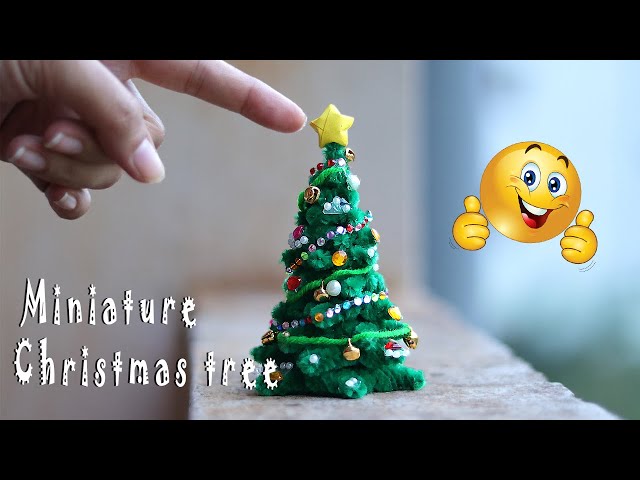 how to make Christmas Tree🎄 DIY craft out of craft pipe cleaner | mini Christmas tree