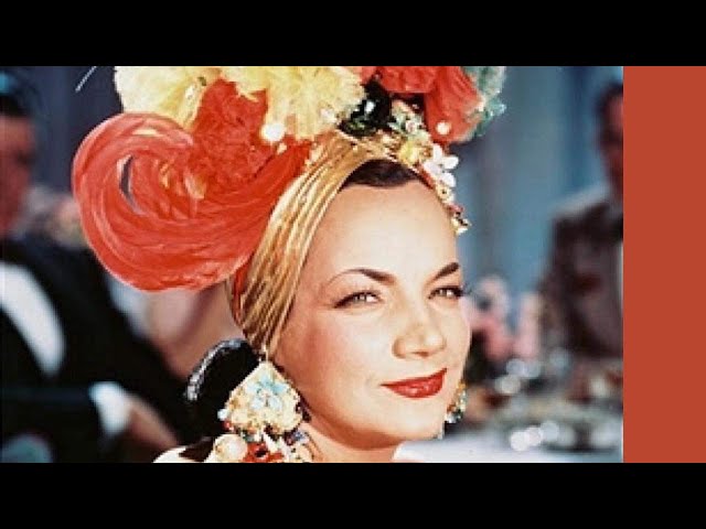 12 Sweet Photos of Carmen Miranda