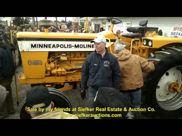 Minneapolis-Moline G1000 Vista Propane Tractor Sells on Ohio Auction
