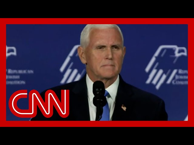 Pence stuns crowd with surprise announcement