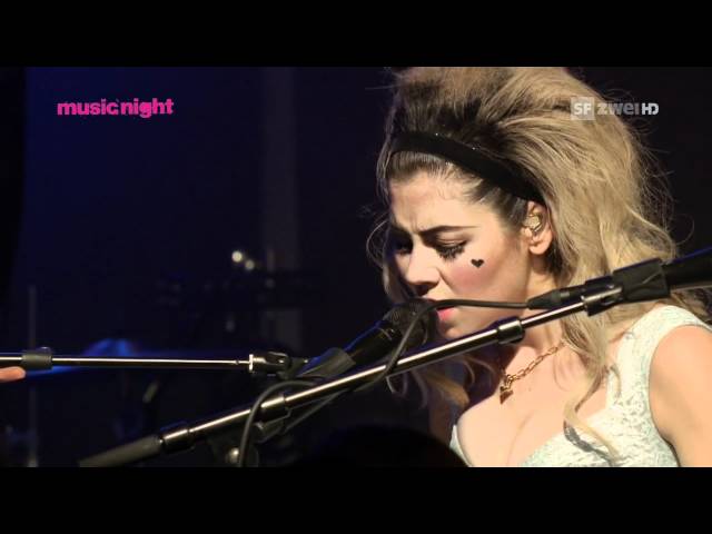 MARINA-NEWS.NET - HD Marina and the Diamonds live in Zurich (Plaza 25/05/2012)