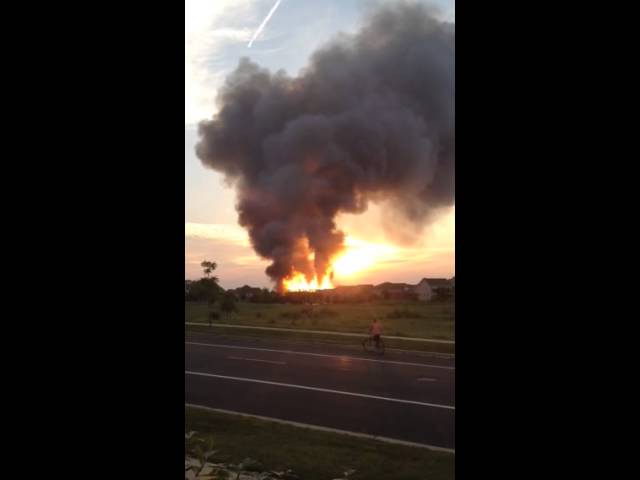 VIEWER VIDEO of Fire at Grandview Commons subdivision