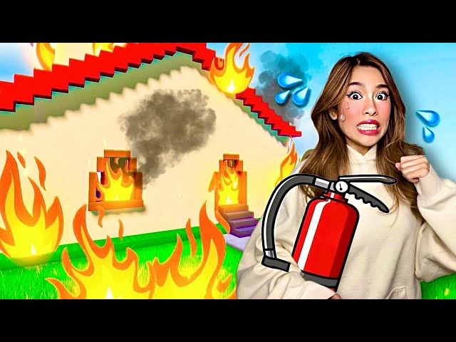 KAT PLAYS ROBLOX DON'T BURN THE HOUSE DOWN