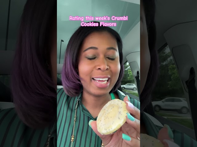 Rating This Week’s Crumbl Cookies Flavors | Crumbl Raspberry Cheesecake
