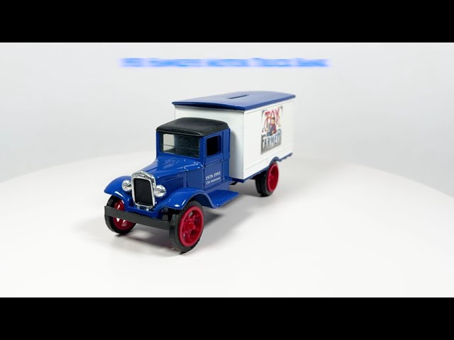ERTL Diecast Toy Farmer 1931 Hawkeye Motor Truck Bank 1/34 Scale