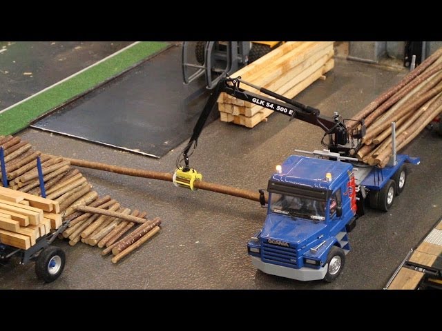 RC Scania Holztransport LKW Ladekran Baumstämme Emslandmodellbau Lingen