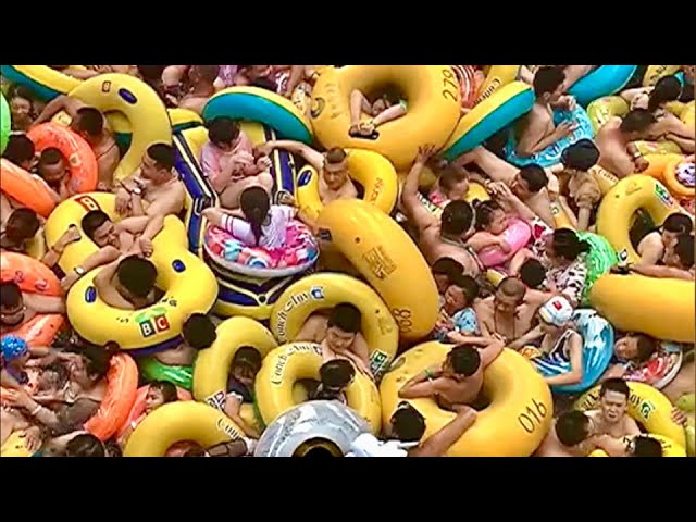 Waterparks in China are Crazy