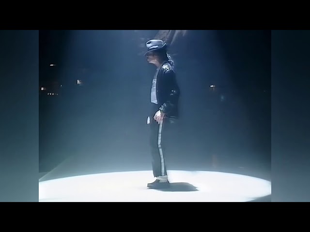 Michael Jackson   Billie Jean 1996 Royal Brunei Concert Remastered