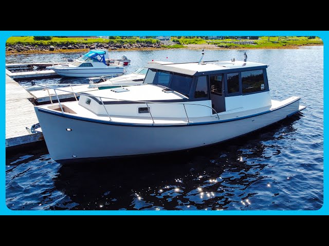 You've NEVER Seen a Cruising Boat Like This Before [Full Tour] Learning the Lines
