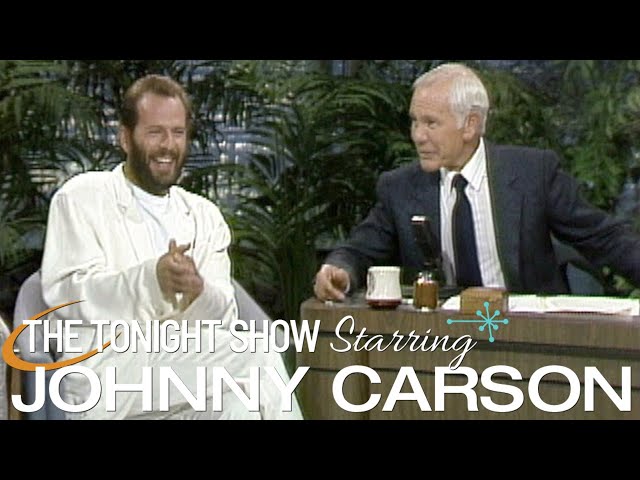 Bruce Willis Stops By With Demi Moore in the Audience | Carson Tonight Show