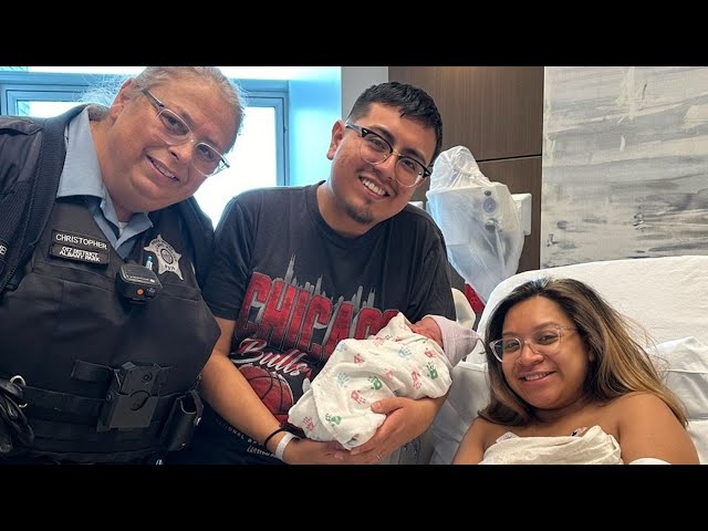 Chicago police officer delivers baby on the job