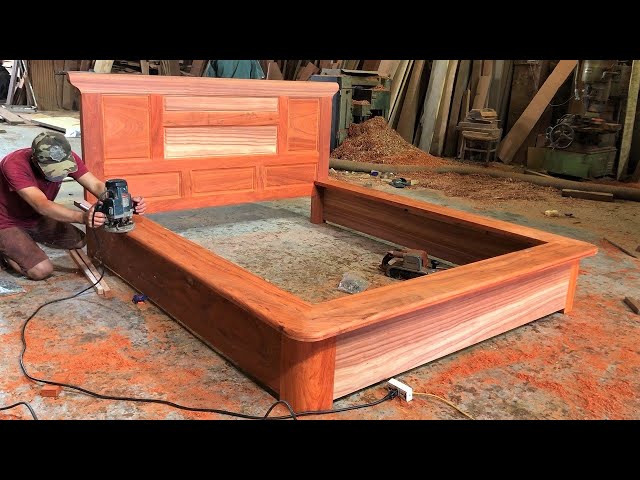 Design Perfect Prince's Bed With Monolithic Red Hardwood || Extremely Wonderful WoodWorking Machines