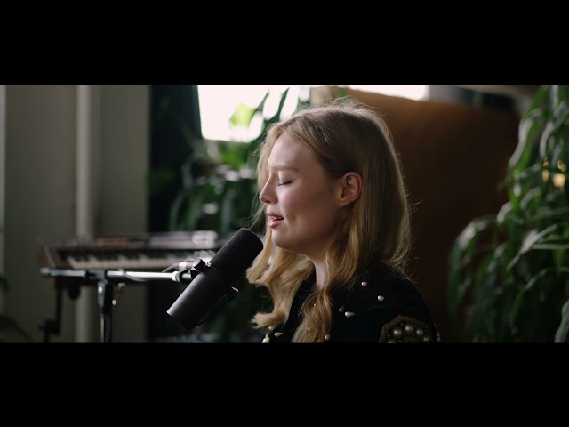 Freya Ridings - What Was I Made For by @BillieEilish live in L.A. ❤️