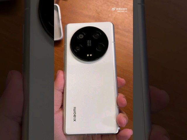 Aperture of Xiaomi 13 Ultra Switched by Tapping With Hands #Xiaomi #Xiaomi13Ultra
