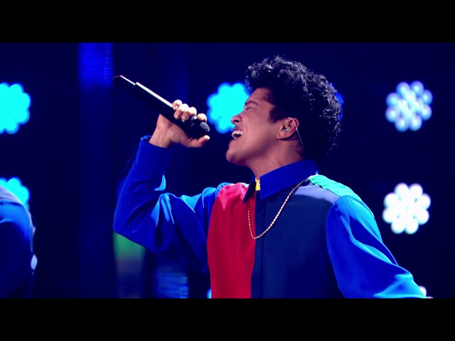 Bruno Mars - That's What I Like (from the 2017 Brit Awards) (Official Live Performance)