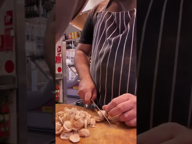 There’s something quite satisfying about slicing mushrooms!