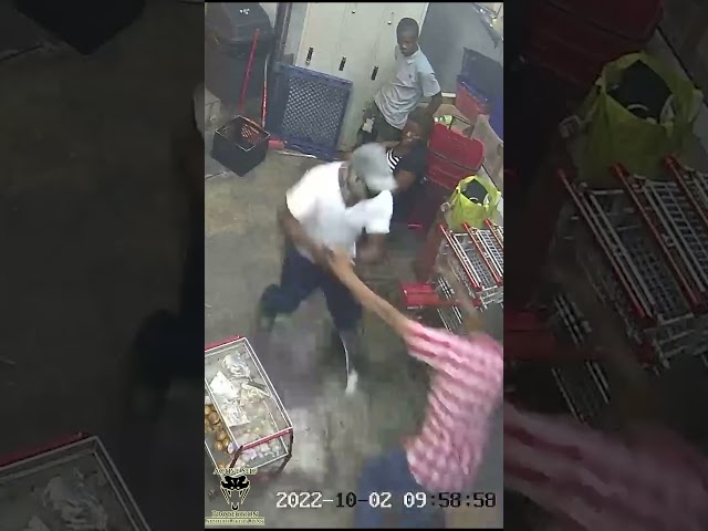 Security Guard Has A Go With Three Armed Robbers #shorts