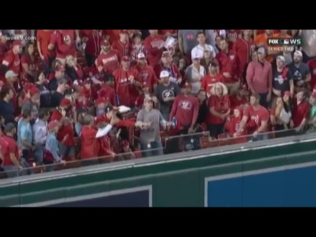Nats fan catches home run ball while holding two beers