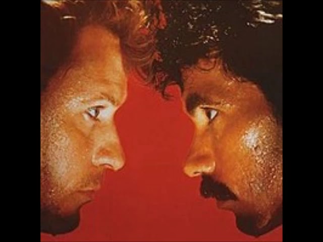 Hall And Oates Maneater