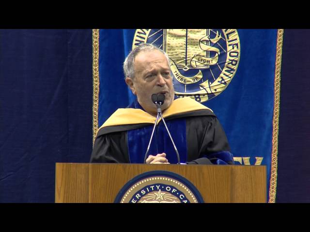 Robert Reich addresses Berkeley's newest graduates