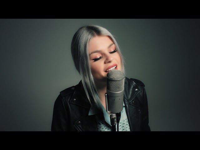 Mercy - Shawn Mendes (Cover By: Davina Michelle)