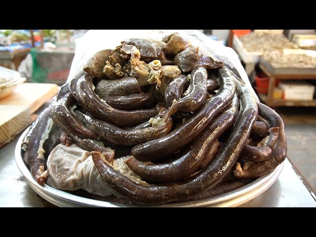 Handmade Korean sausage by a packaging expert, 3000 won / blood sausage / korean street food