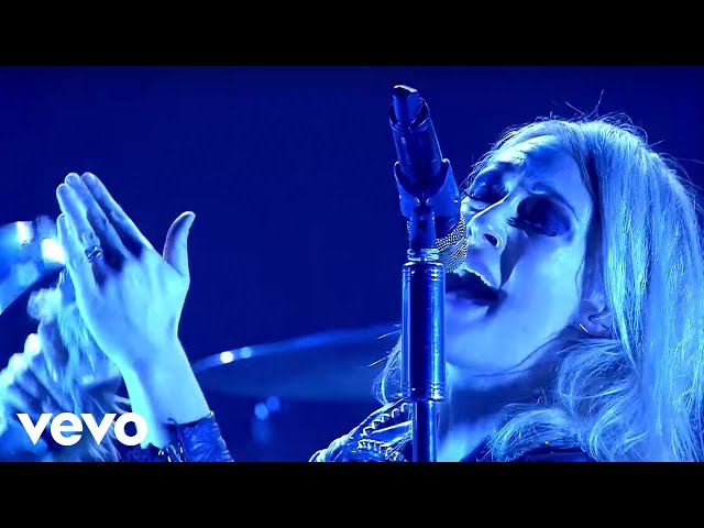Metric - Help I'm Alive (Live on the Honda Stage)