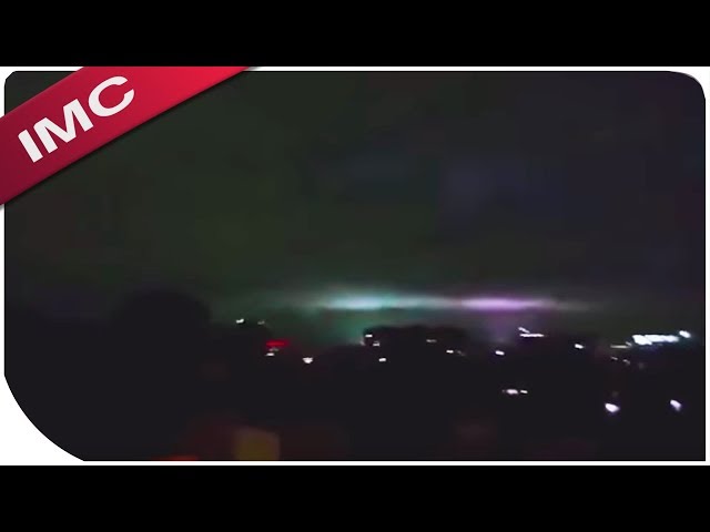Mysterious Lights Caught On Cam Moments Before Earthquake Hits UK..