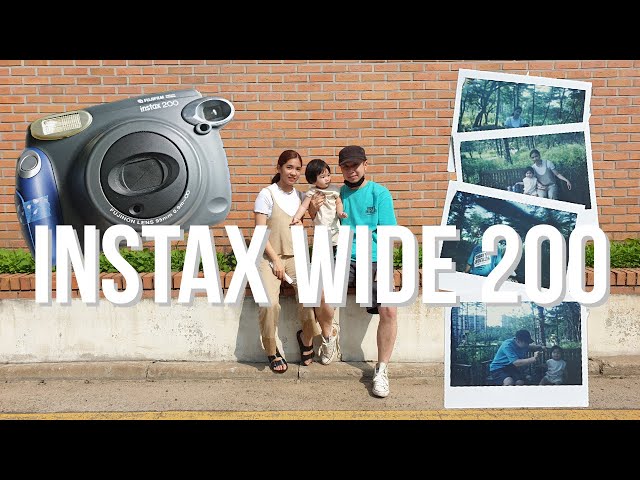 How I use my Instax Wide 200 Camera Review | It's so old the camera falls apart!
