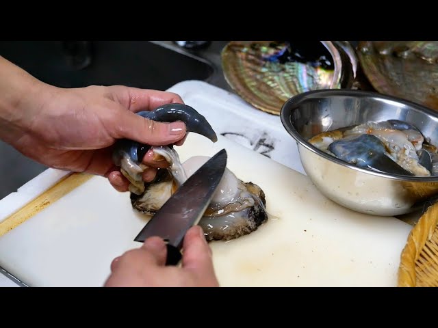 Japanese Food - HIGH END SUSHI in Bangkok Seafood Thailand