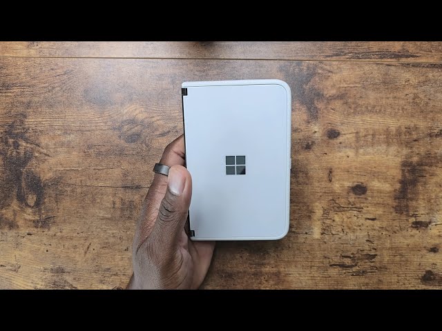 Microsoft Surface Duo | 4 years old, but it's still good for 2024!