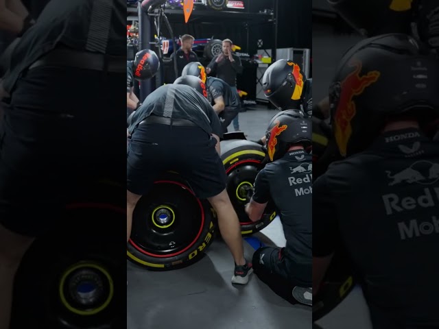 The pit crew attempt their first pit stop in the dark 🤯 #formula1 #redbullracing